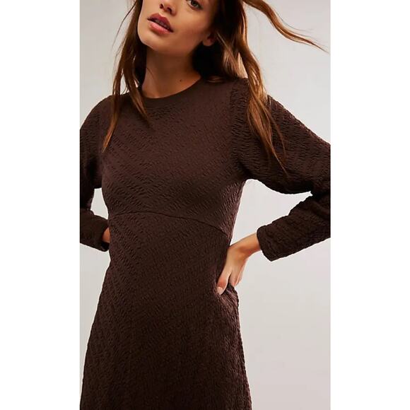 Free People Gabby Boho Textured Seamless Midi Dress in Coconut Shell Size Medium - Picture 3 of 11